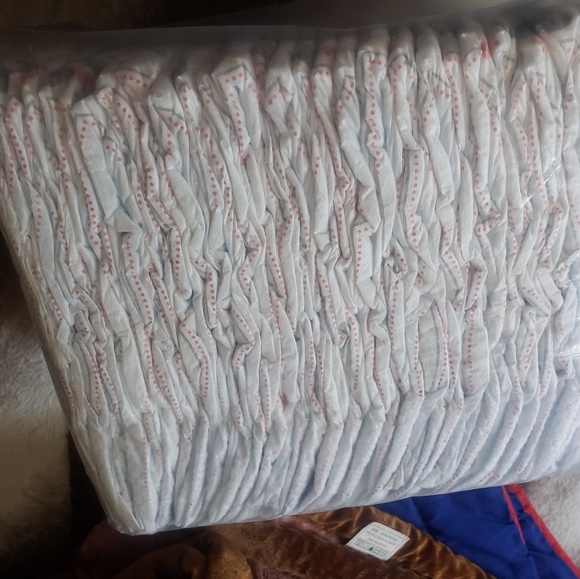 Huggies diapers - Picture 2 of 2